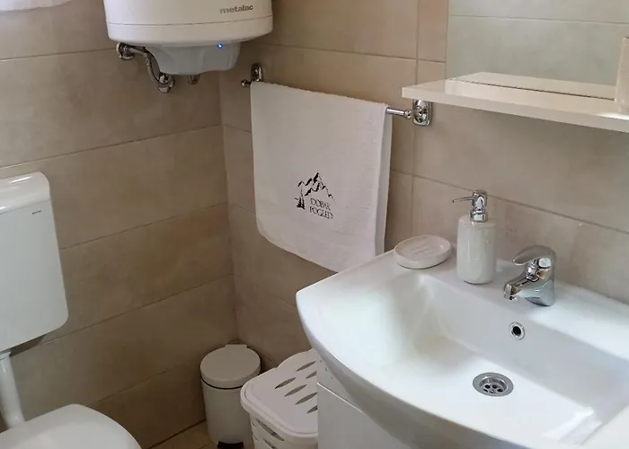 Dobar Pogled 2 Feriehus Kamenjaca